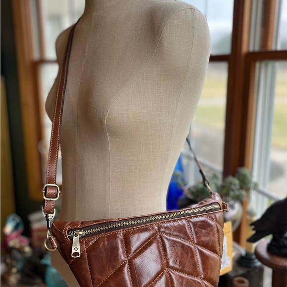 PATRICIA NASH TINCHI BELT BAG CROSSBODY LEATHER TAGS INTACT BRUSHED BRASS - Picture 2 of 15